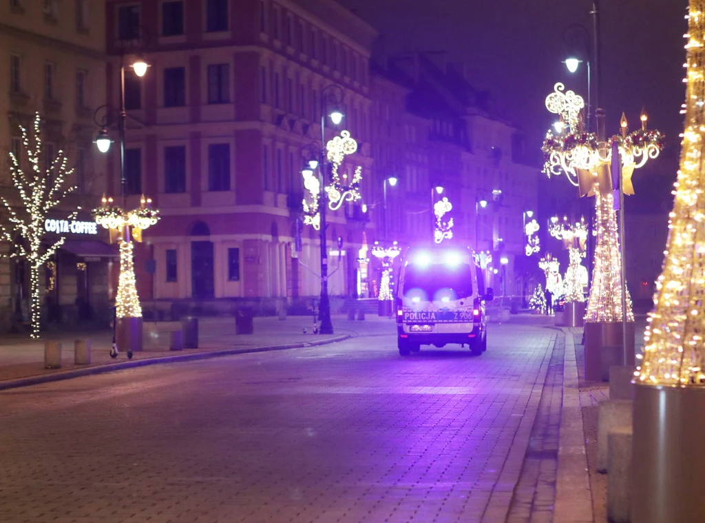 Opustoszałe centrum Warszawy Opustoszałe centrum Warszawy