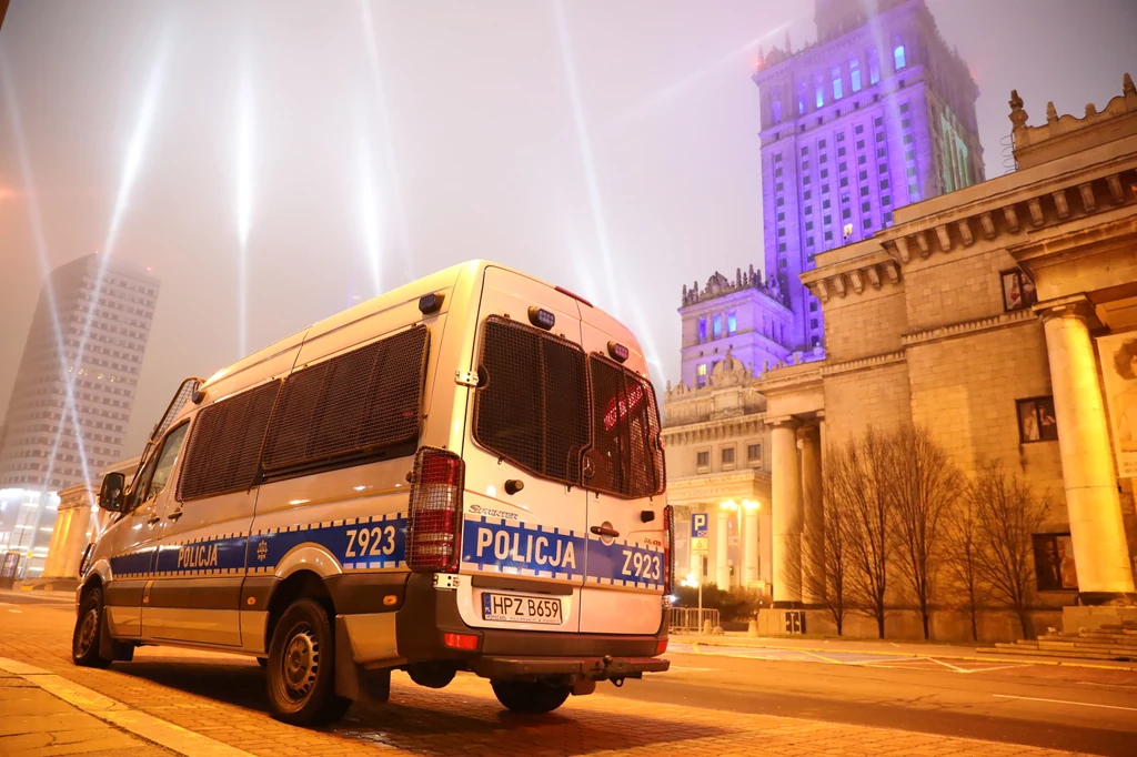Opustoszałe centrum Warszawy Opustoszałe centrum Warszawy