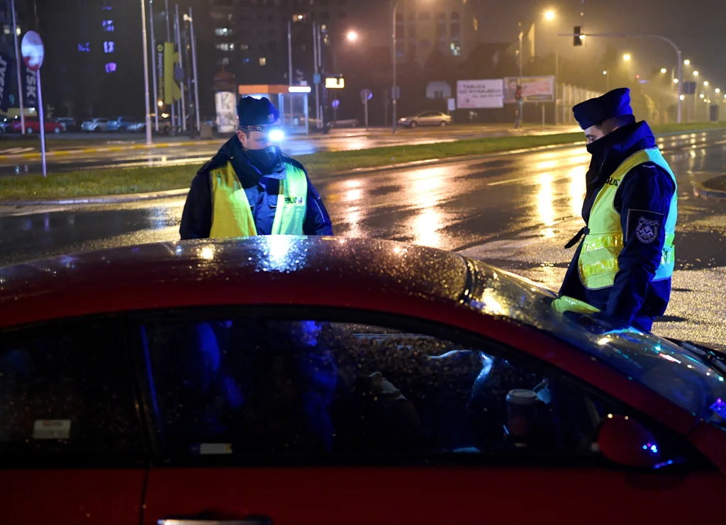 Policyjne patrole na ulicach Rzeszowa Policyjne patrole na ulicach Rzeszowa