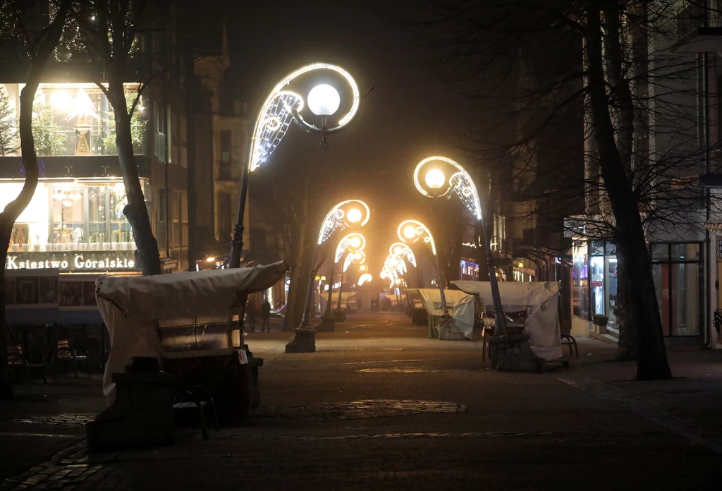 Puste Zakopane, puste Krupówki Puste Zakopane, puste Krupówki