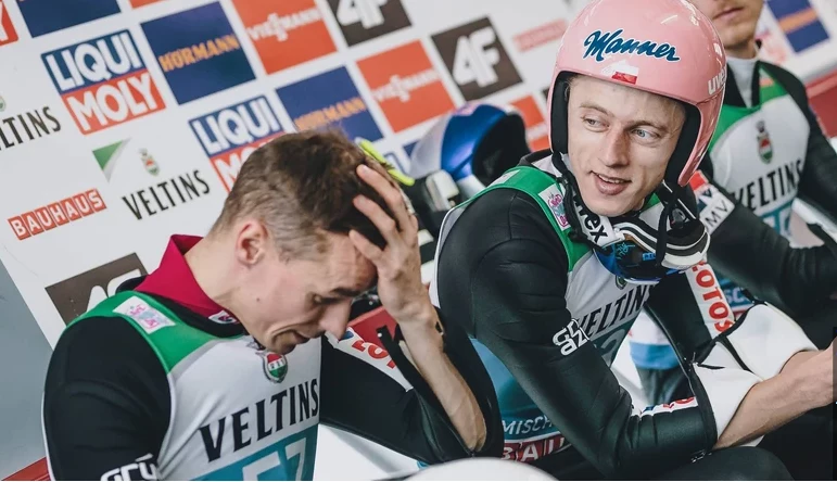 Piotr Żyła i Dawid Kubacki