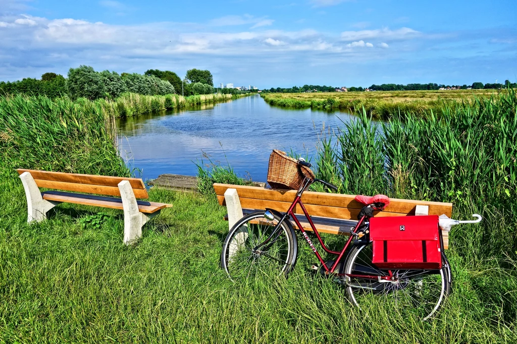 Najwięcej zapór wodnych jest w Holandii.