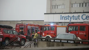 Pożar szybu kablowego w budynku szpitala Instytut Centrum Zdrowia Matki Polki.