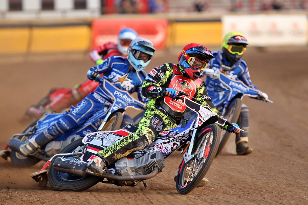Mecz ligi angielskiej Peterborough - King;s Lynn. Na prowadzeniu Aaron Summers Mecz ligi angielskiej Peterborough - King;s Lynn. Na prowadzeniu Aaron Summers