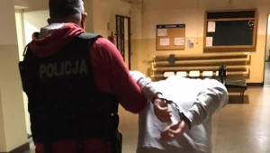 Gdańsk: Zatrzymano podejrzanego o zgwałcenie 16-latki. Mężczyzna szantażował ją zdjęciami