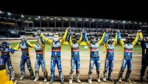 Żużel. Toru nie przebudował, na stadionie ciemno, odwodnienia nie ma, ale prezes Stali Gorzów chce budować loże