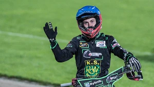 Żużel. Kacper Woryna sprzedał prawo do wizerunku i złamał regulamin? 