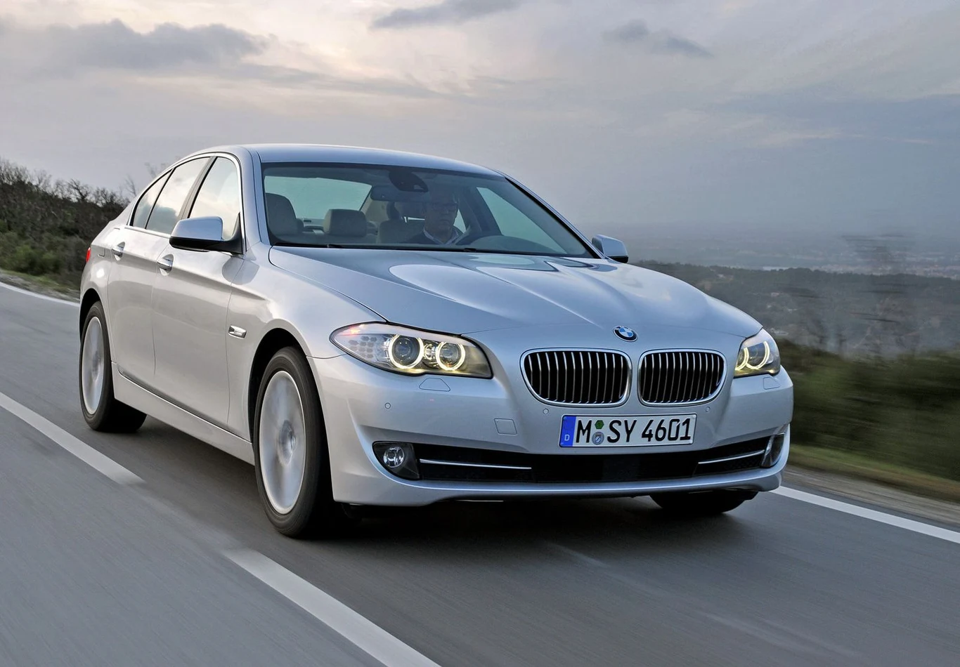 10. BMW 5 – 12 471 sztuk