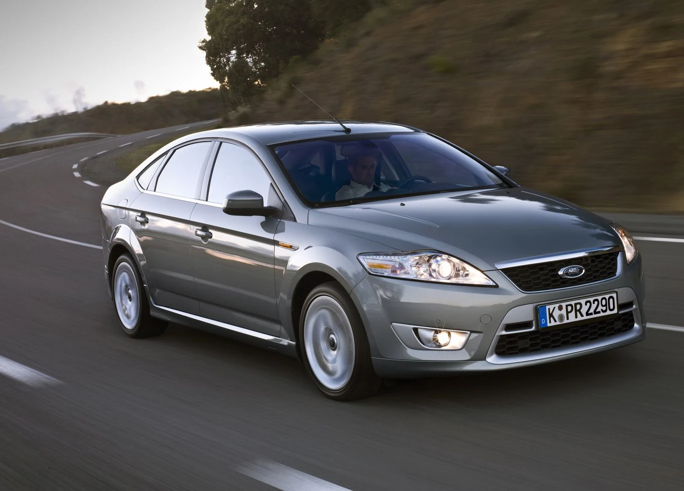  13. Ford Mondeo – 11 645 szt