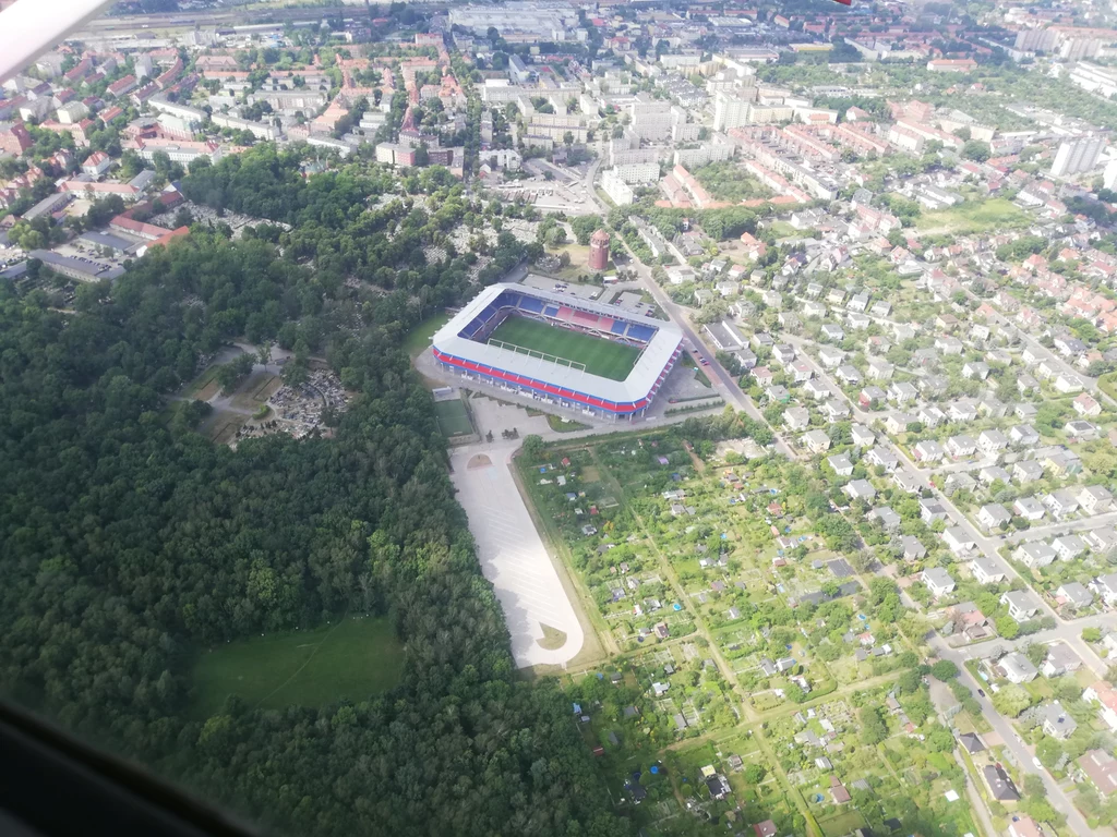 Stadion Piasta Gliwice z lotu ptaka Stadion Piasta Gliwice z lotu ptaka