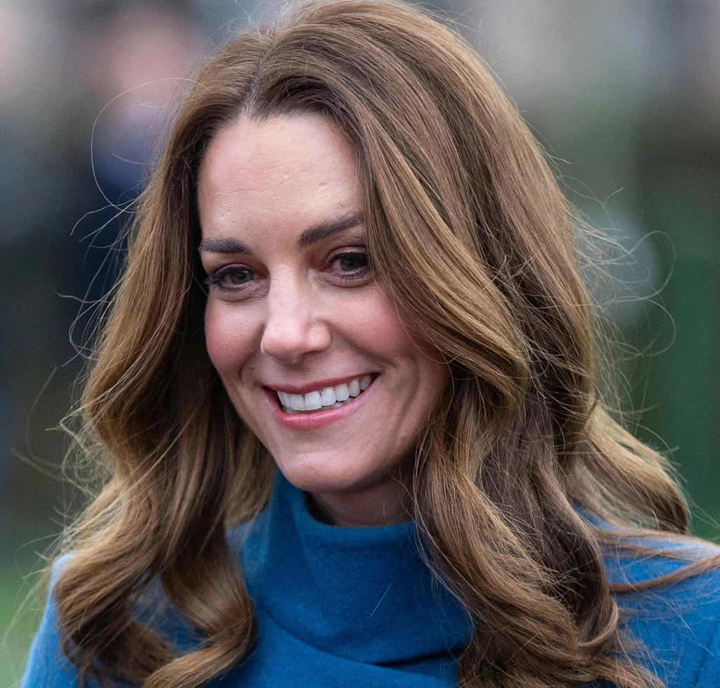 Z rozjaśniania włosów zrezygnowała ostatnio Kate Middleton - ma fryzurę w kolorze świetlistego brązu 