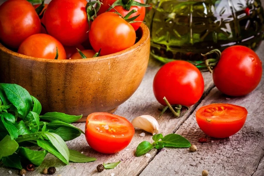 Pomidory dostarczają wielu witamin