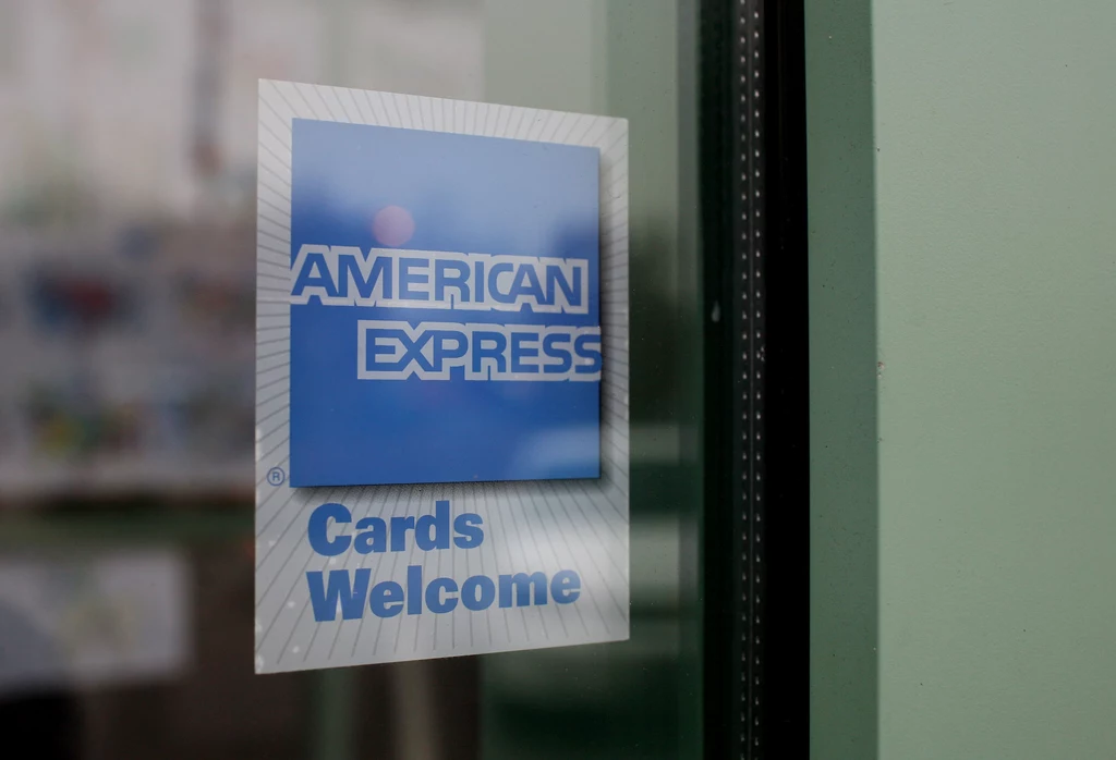 American Express karze kongresmenów, którzy podważali wyniki wyborów