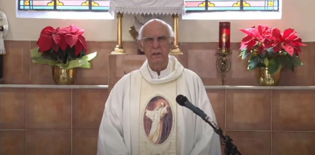 Ksiądz ma na swoim koncie ponad 340 tysięcy obserwujących, a zdjęcie zdobywa coraz więcej like’ów, i to w kraju znanym ze swojego religijnego konserwatyzmu. Ksiądz ma na swoim koncie ponad 340 tysięcy obserwujących, a zdjęcie zdobywa coraz więcej like’ów, i to w kraju znanym ze swojego religijnego konserwatyzmu.