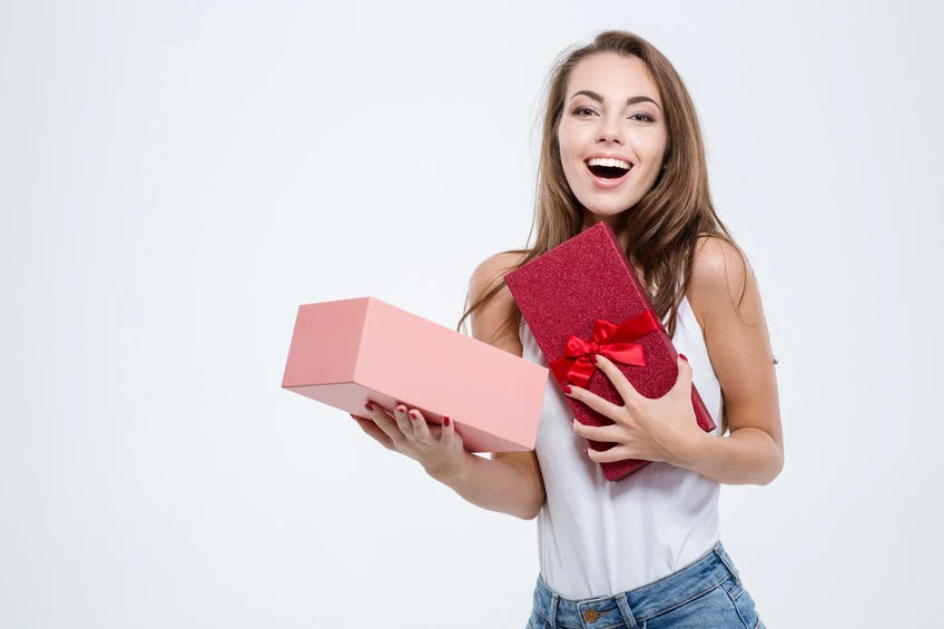 Jak wybrać idealny prezent dla kobiety? 
