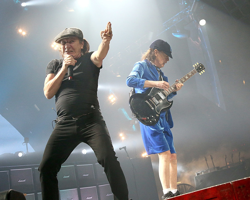 AC/DC prezentują nowy teledysk