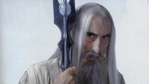 Jdnym z głównych bohaterów serialu będzie młody Sauron, w którego w filmach Petera Jacksona wcielił się Christopher Lee