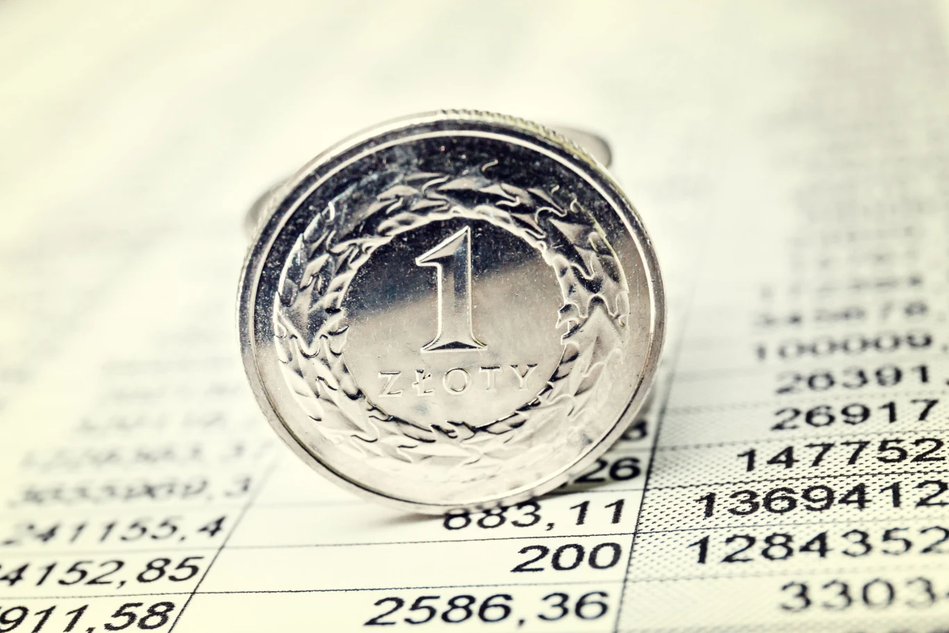 Kursy walut. Ile kosztują dolar, euro i frank szwajcarski 9 maja 2025 roku? Zdj. ilustracyjne Kursy walut. Ile kosztują dolar, euro i frank szwajcarski 9 maja 2025 roku? Zdj. ilustracyjne