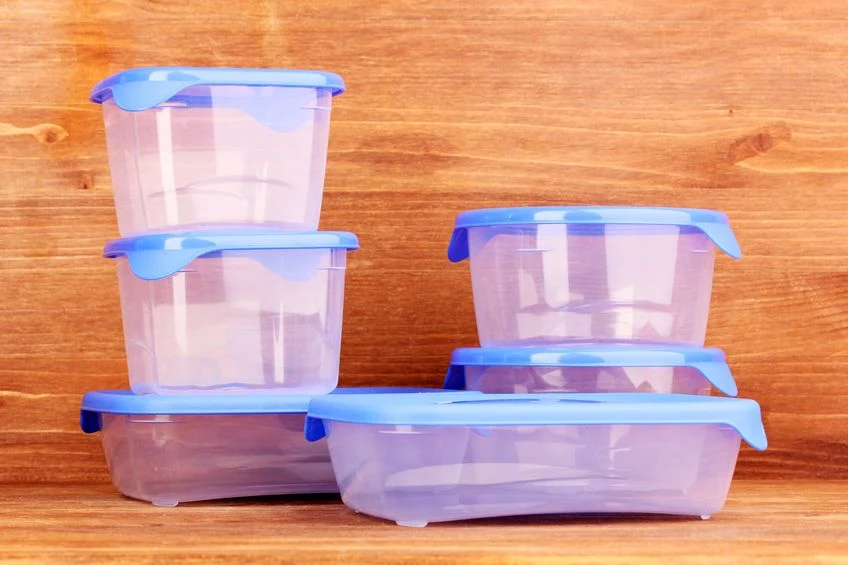 Tak sprawdzisz, czy pojemnik jest wykonany ze szkodliwego plastiku. Zwróć uwagę na ten symbol Tak sprawdzisz, czy pojemnik jest wykonany ze szkodliwego plastiku. Zwróć uwagę na ten symbol