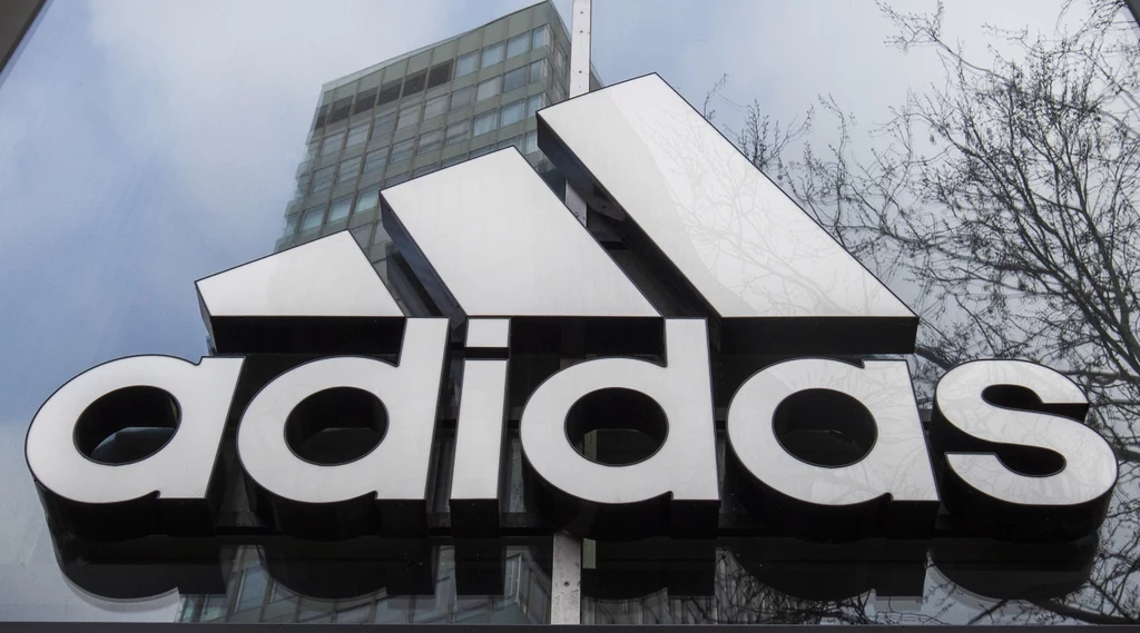 Adidas - logo