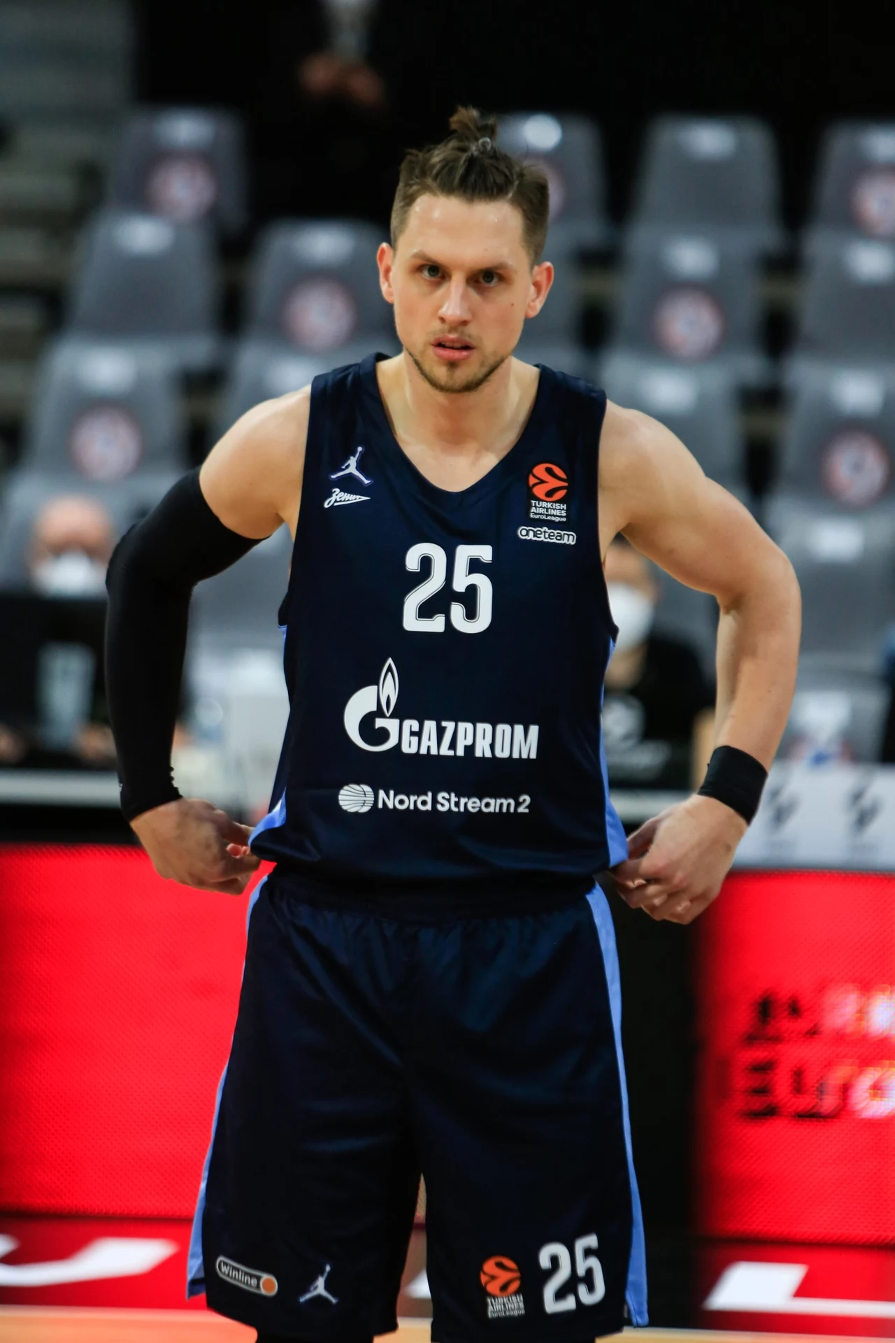 Mateusz Ponitka Mateusz Ponitka