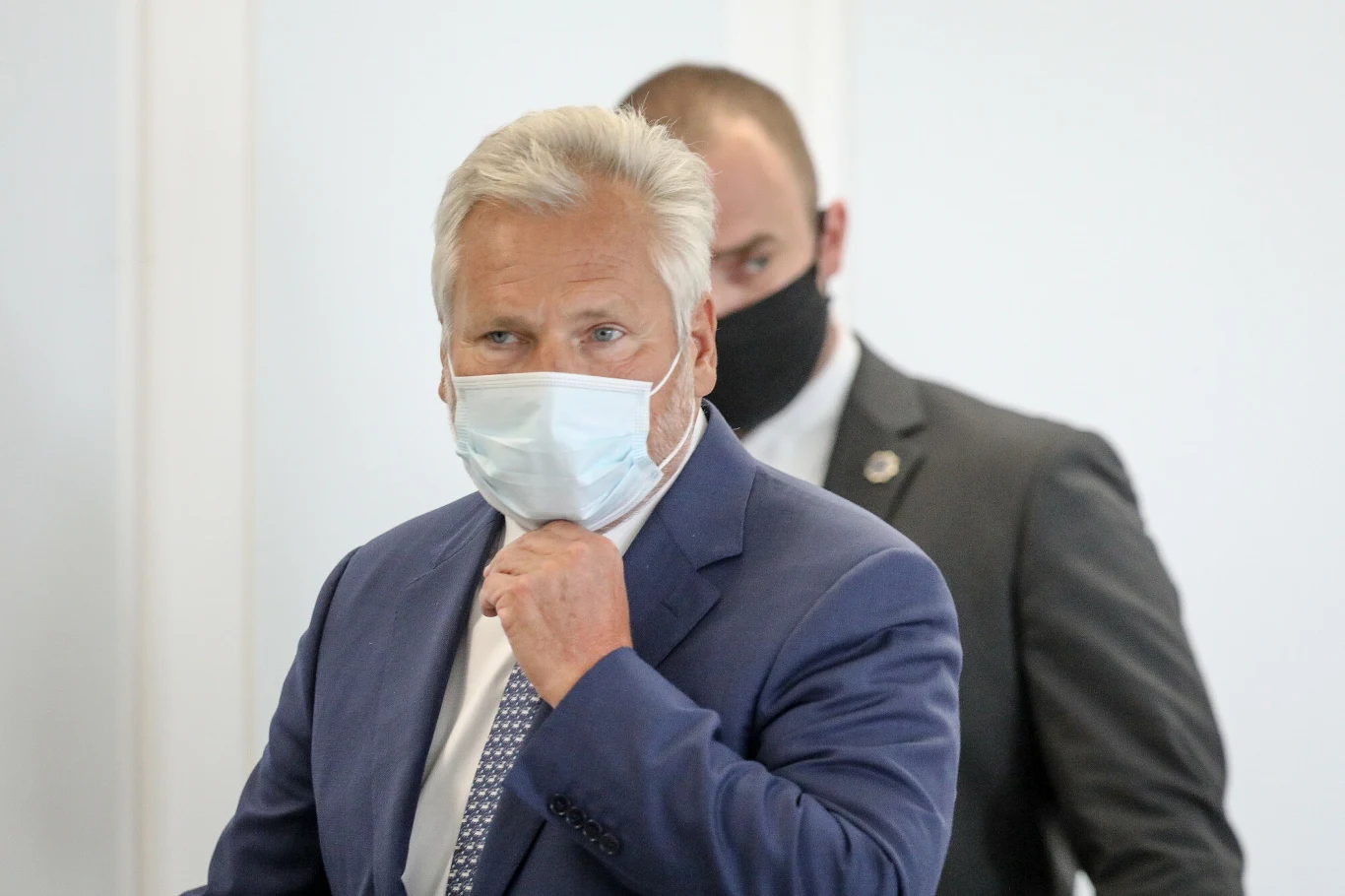 Aleksander Kwaśniewski skomentował aferę wokół szczepień