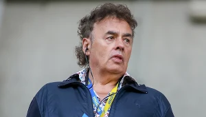 Drybling menedżera Kołakowskiego! Kalisz, Gdynia i... "stajnia" 88 piłkarzy!