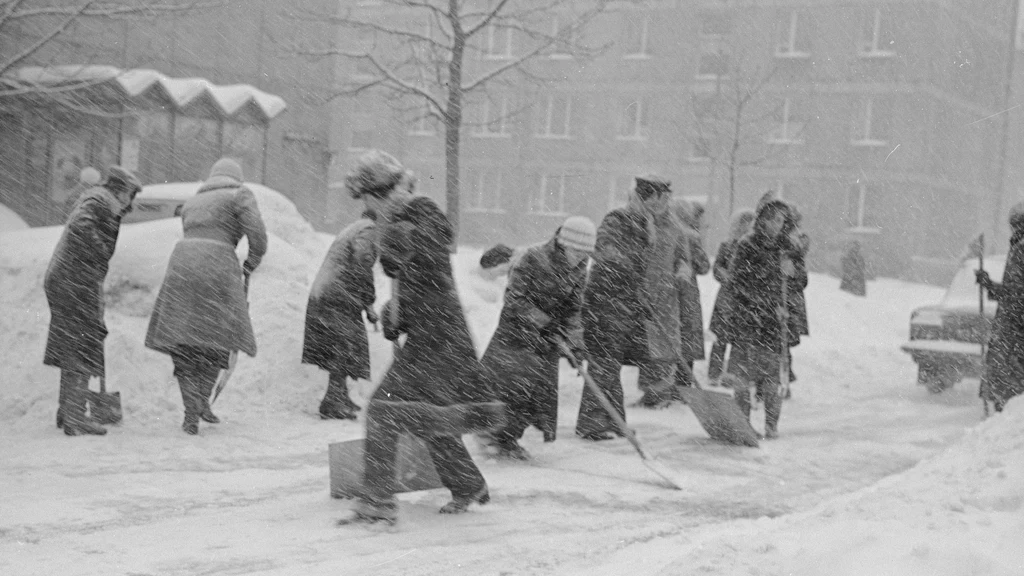 Rok 1979. Zima Stulecia na Wierzbnie w Warszawie