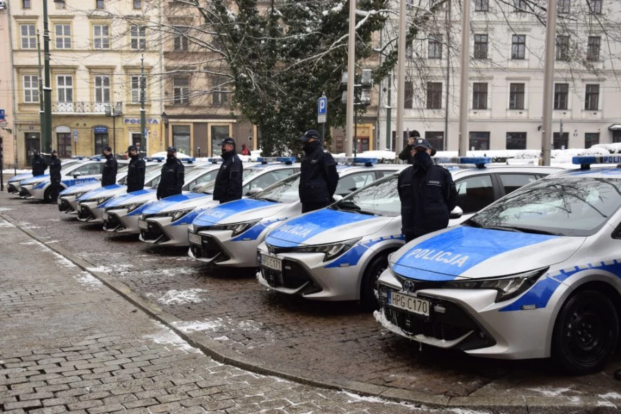 Nowe radiowozy krakowskiej policji