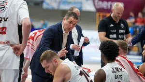 Trener i zawodnicy Pszczółki Startu Lublin