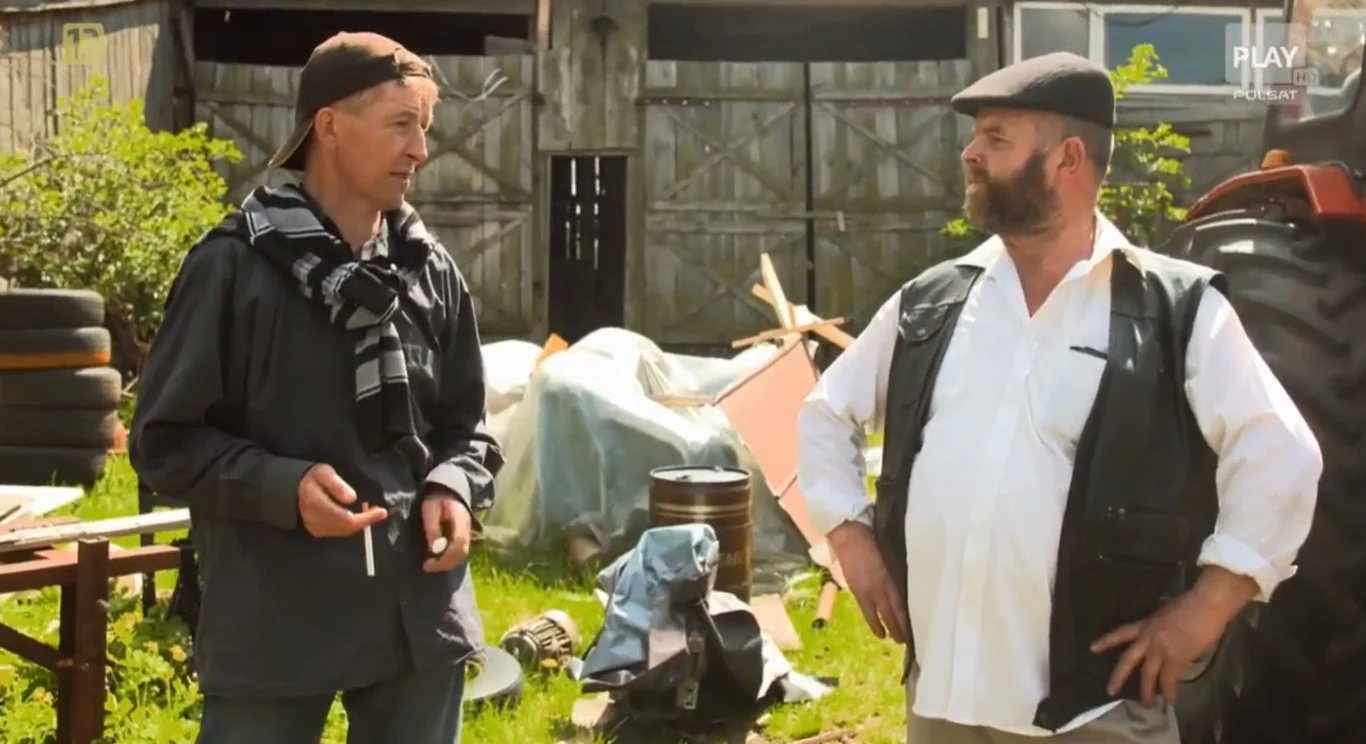 Andelek i jego przyjaciel Marek rozmawiają o wypadku Andelek i jego przyjaciel Marek rozmawiają o wypadku