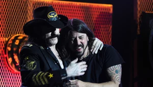 Foo Fighters w hołdzie Lemmy’emu Kilmisterowi. Dave Grohl wspomina mieszkanie legendy