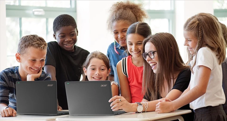 Acer TravelMate B3 Acer TravelMate B3