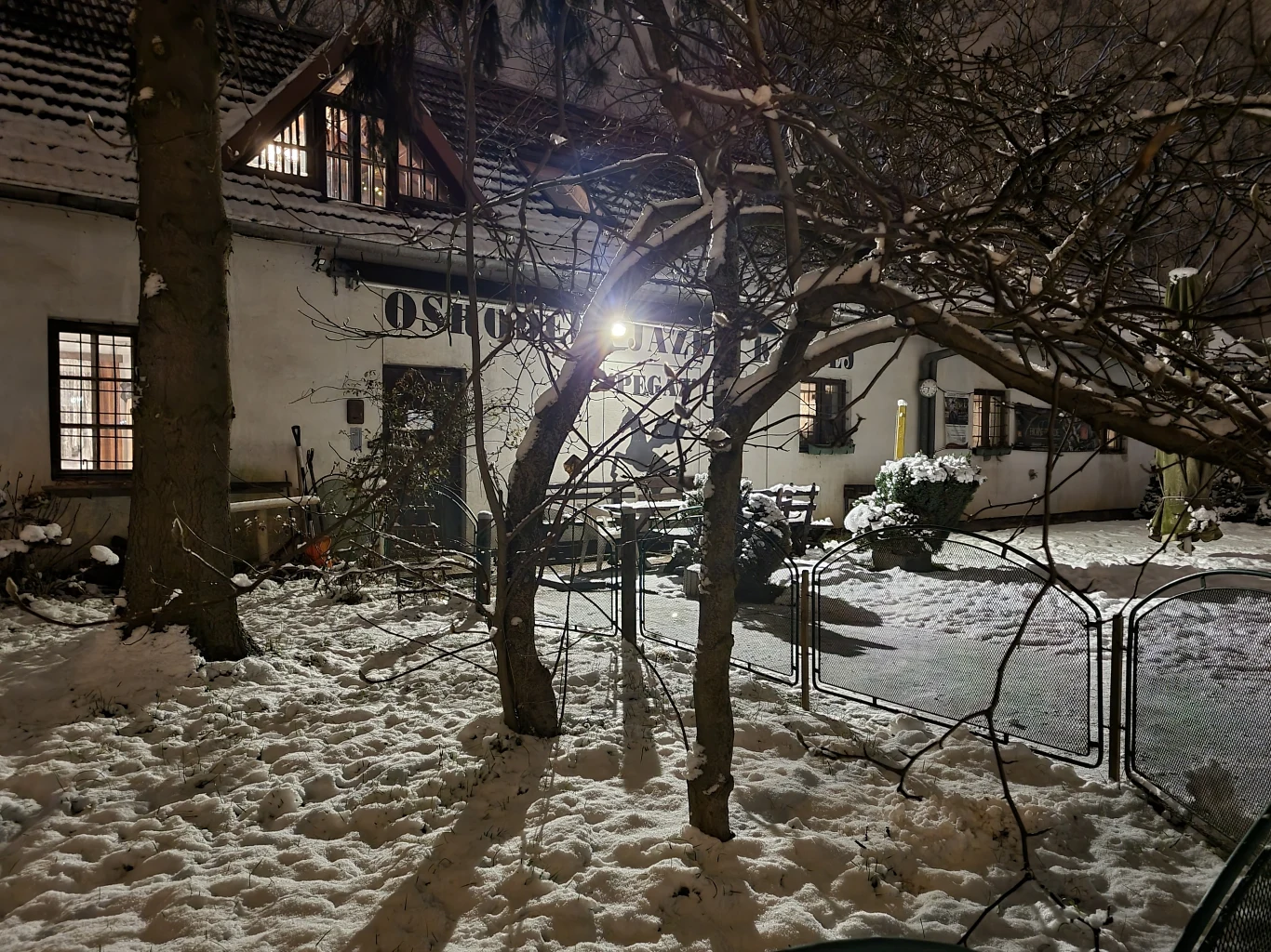 Zdjęcie wykonane Samsungiem Galaxy S21 5G Zdjęcie wykonane Samsungiem Galaxy S21 5G