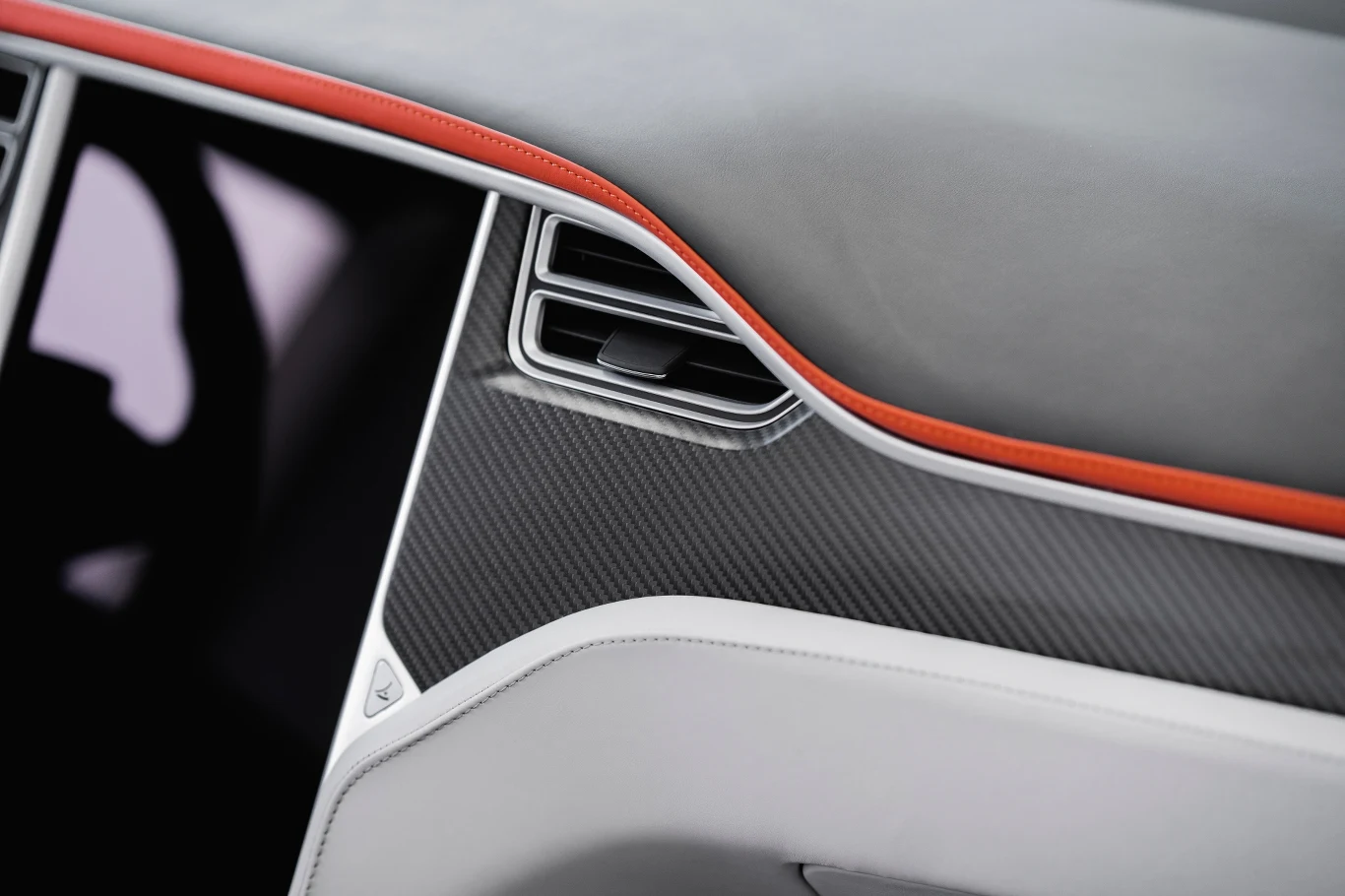Tesla Model S od Ares Design