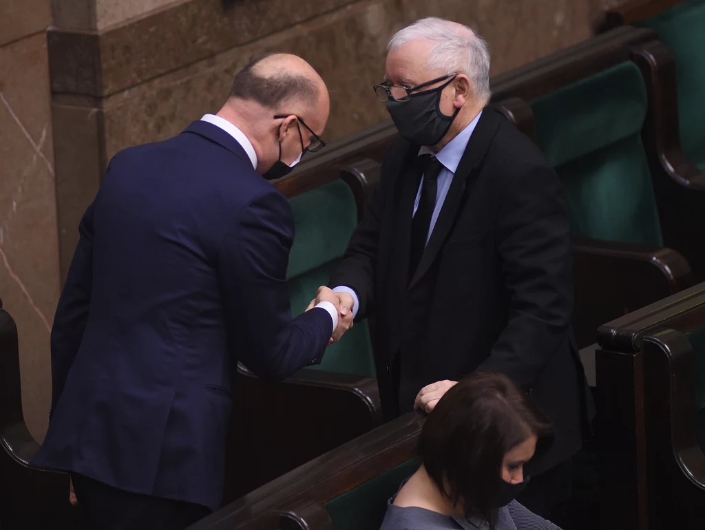 Wybrany przez Sejm nowy rzecznik praw obywatelskich Piotr Wawrzyk i prezes PiS Jarosław Kaczyński