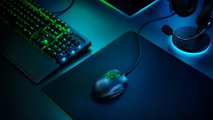 Razer Naga X: Znana myszka do gier MMO powraca