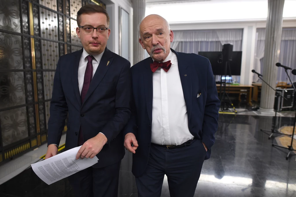 Posłowie Robert Winnicki i Janusz Korwin-Mikke (Konfederacja) Posłowie Robert Winnicki i Janusz Korwin-Mikke (Konfederacja)