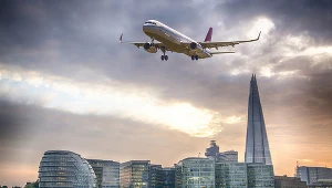 Wielka Brytania, Zanzibar. Jak podróżować po świecie w kryzysie