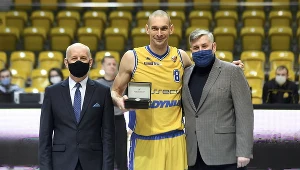 Filip Dylewicz (w środku)