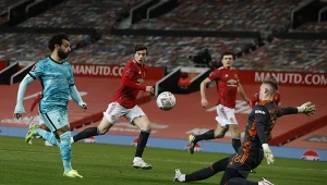 W taki sposób Mohamed Salah (pierwszy z lewej) otworzył wynik spotkania