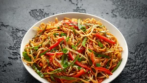 Chow mein z warzywami