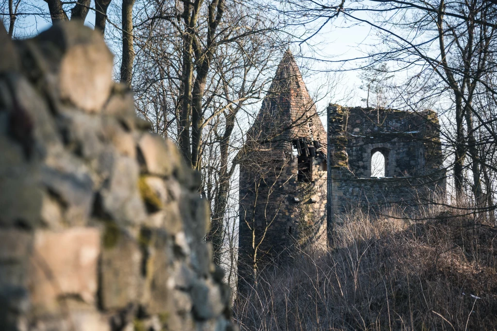 Zamek w Grodźcu leży na szczycie wygasłego wulkanu  