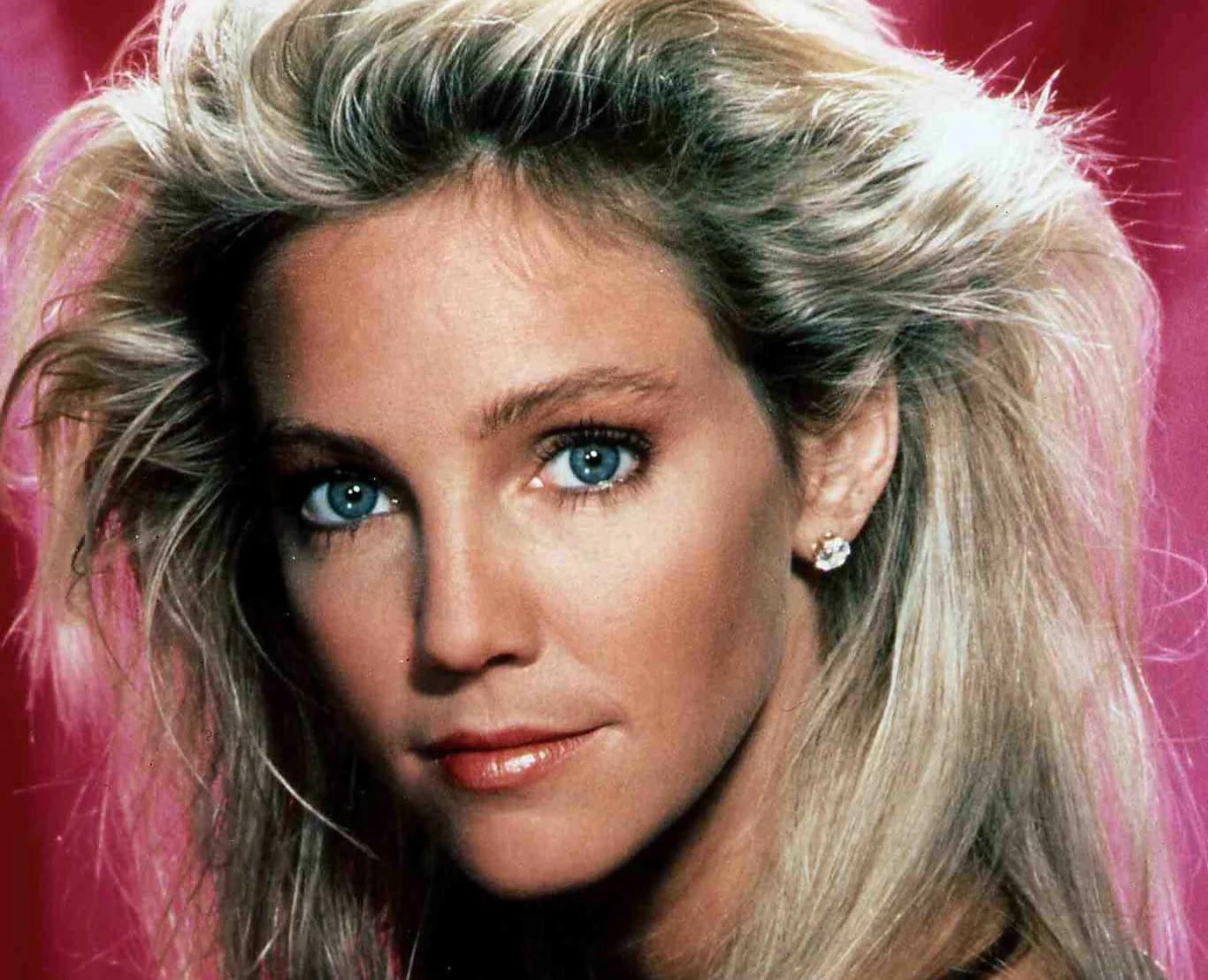 Heather Locklear była jedną z największych i najpiękniejszych gwiazd lat 90. Heather Locklear była jedną z największych i najpiękniejszych gwiazd lat 90.
