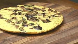 Frittata z bakłażanem i pieczarkami