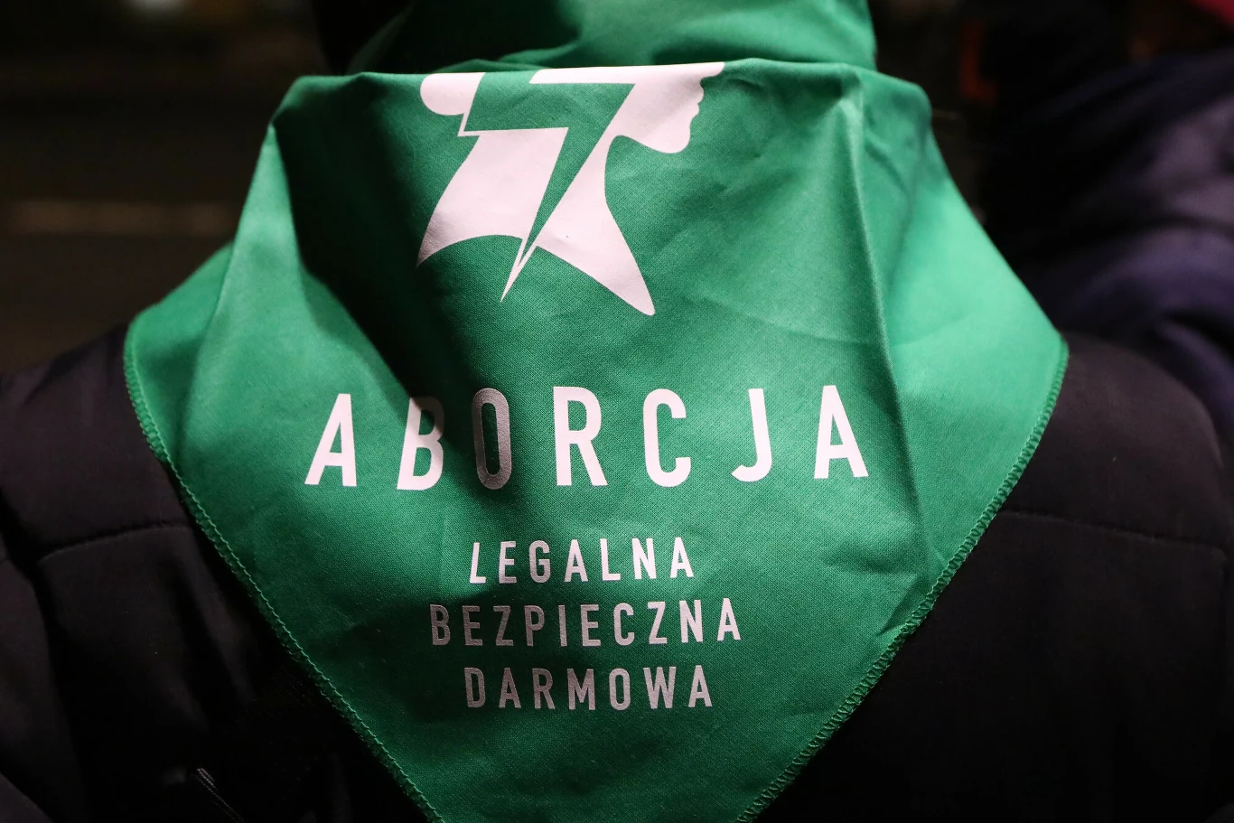 Część uczestników protestu miała na sobie zielone bandany nawiązujące do proaborcyjnych demonstracji w Argentynie. 