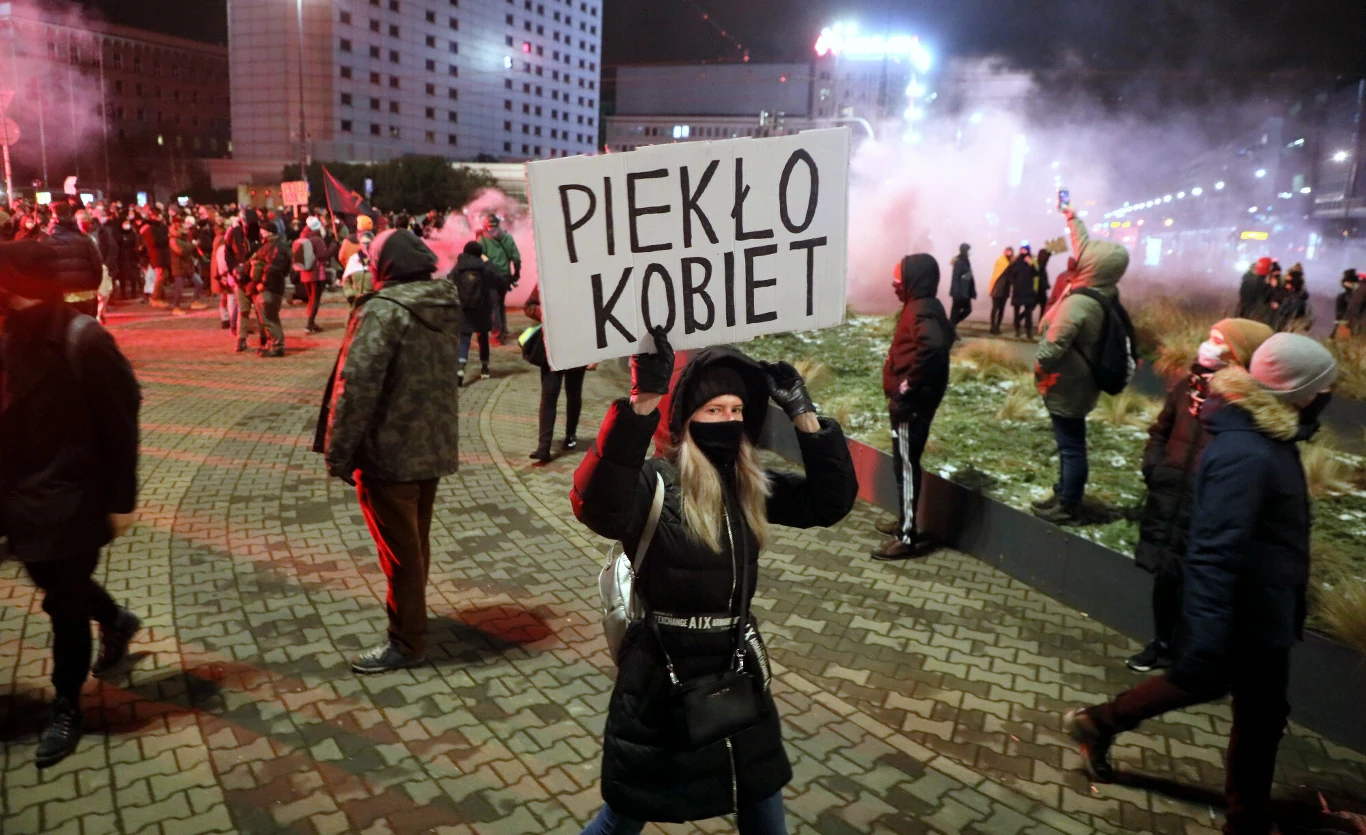 Protesty Strajku Kobiet po publikacji uzasadnienia wyroku TK w sprawie aborcji
