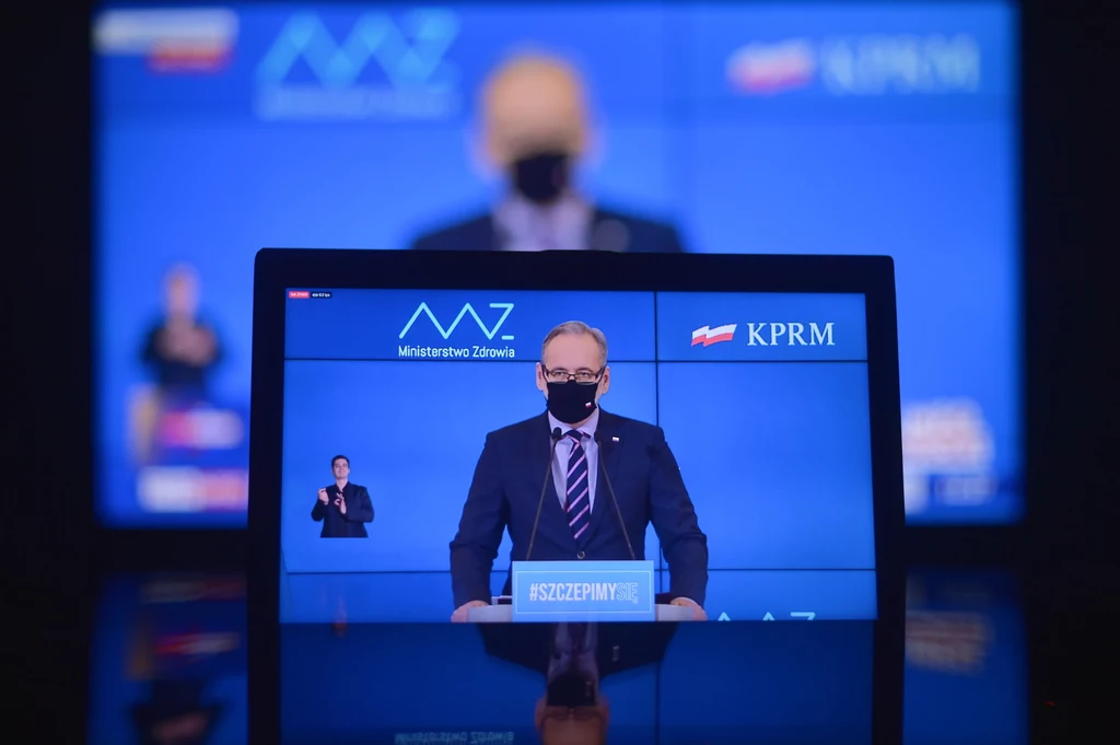 Minister zdrowia Adam Niedzielski podczas konferencji prasowej Minister zdrowia Adam Niedzielski podczas konferencji prasowej