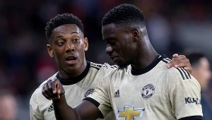 Anthony Martial (z lewej) i Axel Tuanzebe