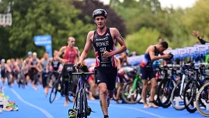 Alistair Brownlee, brytyjski triathlonista, mistrz olimpijski z Londynu i Rio de Janeiro.
